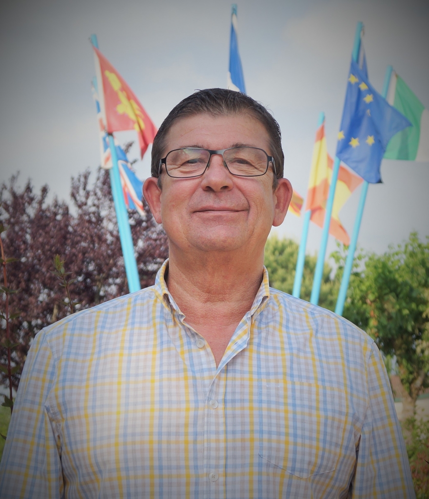 Jean-Franºois-Prieto-880×1024