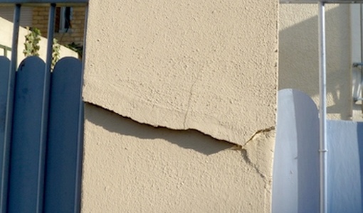 MAISON FISSUREE 1