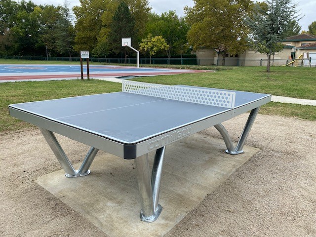 Table ping-pong extérieur PARK - Direct Jeux –Direct Urbain – L'écho  technique